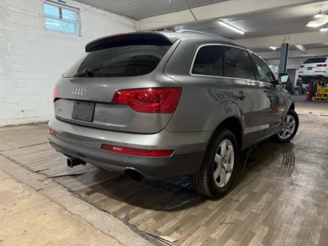 More photos of 2011 Audi Q7 3.0T Premium at 101 Motors, NJ