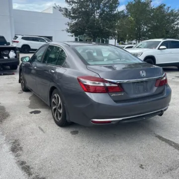 More photos of 2016 Honda Accord EX-L at 101 Motors, NJ