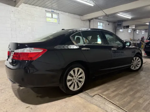 More photos of 2015 Honda Accord EX-L V-6 at 101 Motors, NJ