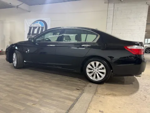 Another view of 2015 Honda Accord EX-L V-6 for sale in Carlstadt, NJ at 101 Motors