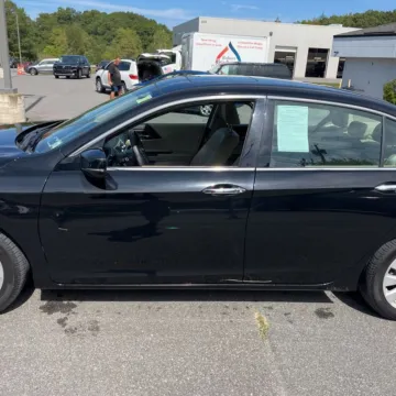 More photos of 2015 Honda Accord EX-L V-6 at 101 Motors, NJ