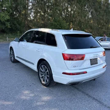 More photos of 2017 Audi Q7 3.0T Premium at 101 Motors, NJ