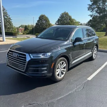 Blue 2018 Audi Q7 3.0T Premium for sale in Carlstadt, NJ