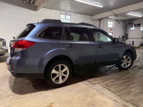 More photos of 2014 Subaru Outback 2.5i Limited at 101 Motors, NJ