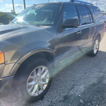 Photos of 2016 Ford Expedition Limited for sale in Carlstadt, NJ at 101 Motors