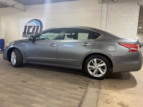 Another view of 2015 Nissan Altima 2.5 SL for sale in Carlstadt, NJ at 101 Motors