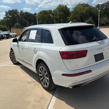More photos of 2018 Audi Q7 3.0T Premium at 101 Motors, NJ