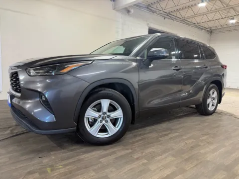 Photos of 2022 Toyota Highlander LE for sale in Carlstadt, NJ at 101 Motors