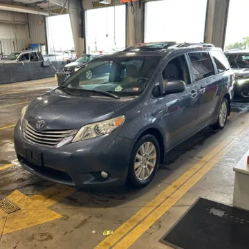Another view of 2017 Toyota Sienna XLE 7 Passenger for sale in Carlstadt, NJ at 101 Motors