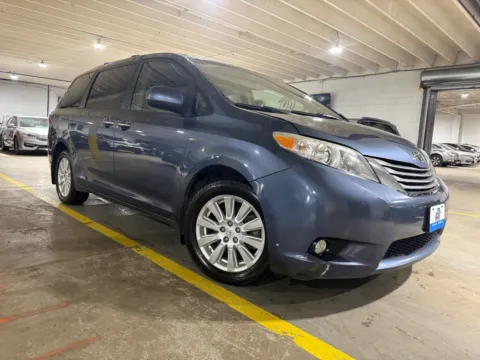 More photos of 2017 Toyota Sienna XLE 7 Passenger at 101 Motors, NJ