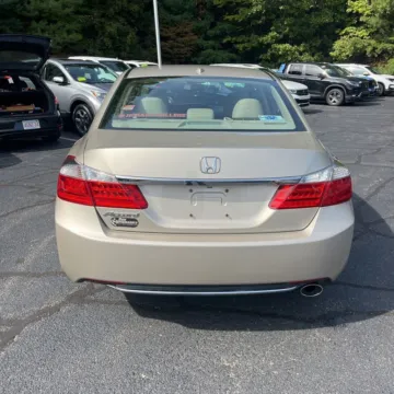 More photos of 2015 Honda Accord EX-L at 101 Motors, NJ