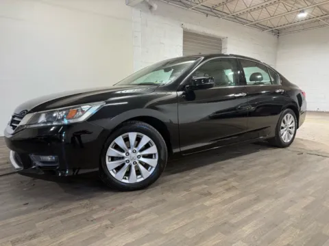Photos of 2015 Honda Accord EX-L V-6 for sale in Carlstadt, NJ at 101 Motors