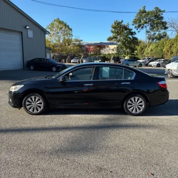 Another view of 2015 Honda Accord EX-L V-6 for sale in Carlstadt, NJ at 101 Motors
