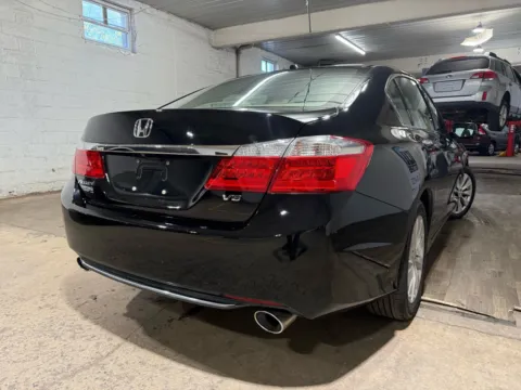 More photos of 2015 Honda Accord EX-L V-6 at 101 Motors, NJ