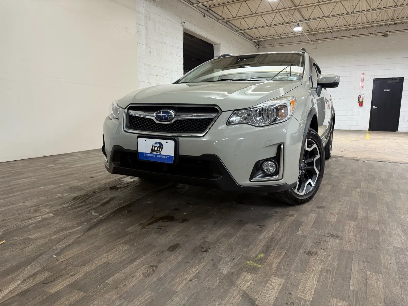 White 2016 Subaru Crosstrek 2.0i Limited for sale in Carlstadt, NJ