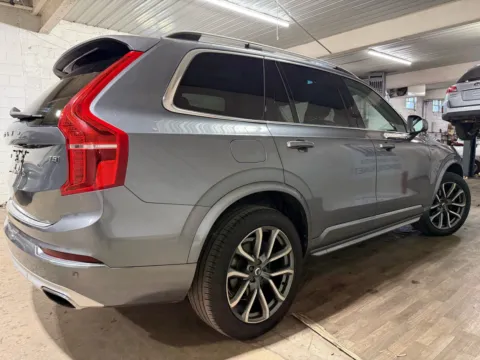 More photos of 2017 Volvo XC90 T5 Momentum at 101 Motors, NJ