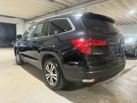 Another view of 2018 Honda Pilot EX-L for sale in Carlstadt, NJ at 101 Motors