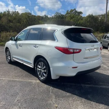More photos of 2015 INFINITI QX60 at 101 Motors, NJ