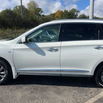 More photos of 2015 INFINITI QX60 at 101 Motors, NJ
