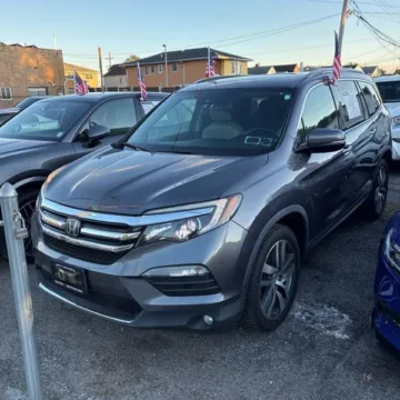 Silver 2017 Honda Pilot Elite for sale in Carlstadt, NJ