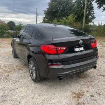 More photos of 2018 BMW X4 M40i at 101 Motors, NJ