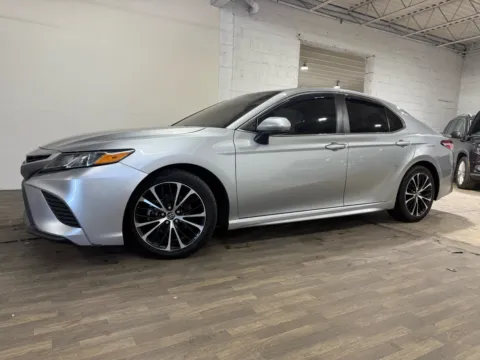 Photos of 2020 Toyota Camry SE for sale in Carlstadt, NJ at 101 Motors