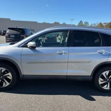 More photos of 2015 Honda CR-V Touring at 101 Motors, NJ