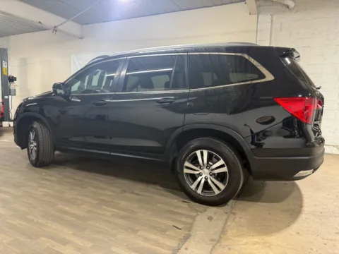 Another view of 2017 Honda Pilot EX-L for sale in Carlstadt, NJ at 101 Motors