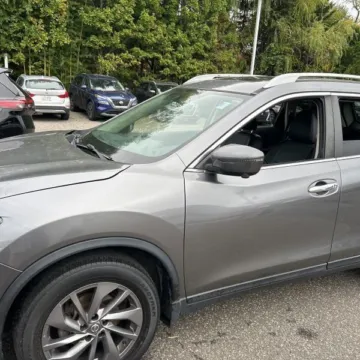 Photos of 2016 Nissan Rogue SL for sale in Carlstadt, NJ at 101 Motors