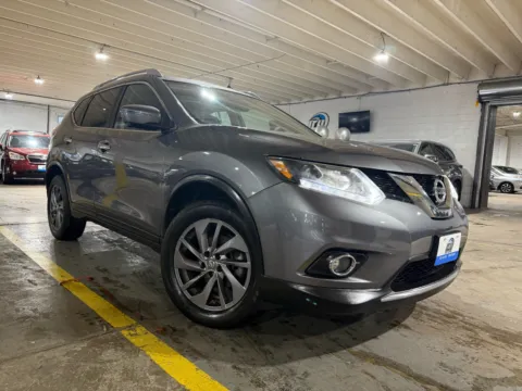 More photos of 2016 Nissan Rogue SL at 101 Motors, NJ