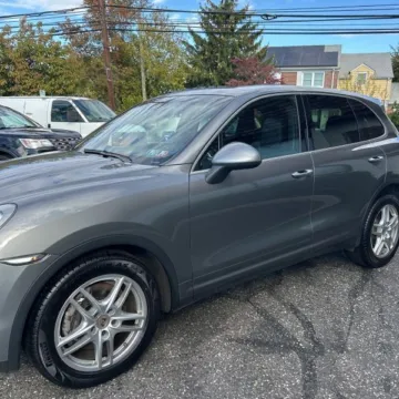 Photos of 2014 Porsche Cayenne for sale in Carlstadt, NJ at 101 Motors