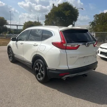 More photos of 2017 Honda CR-V Touring at 101 Motors, NJ