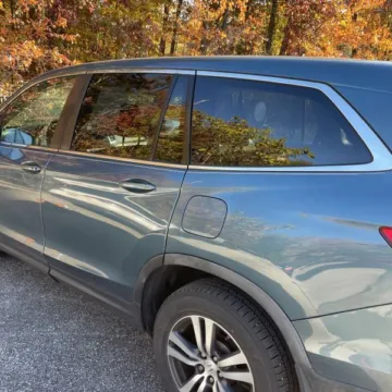 More photos of 2017 Honda Pilot EX-L at 101 Motors, NJ