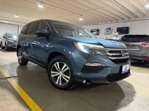 More photos of 2017 Honda Pilot EX-L at 101 Motors, NJ