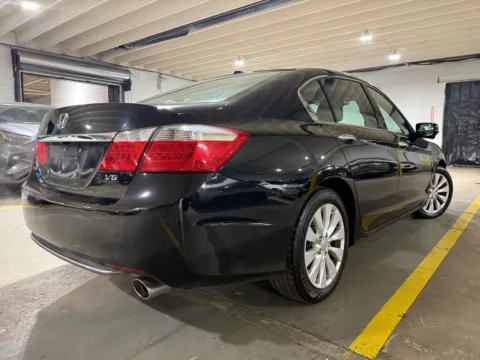 More photos of 2013 Honda Accord EX-L V-6 at 101 Motors, NJ