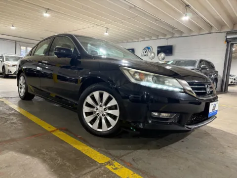 More photos of 2013 Honda Accord EX-L V-6 at 101 Motors, NJ