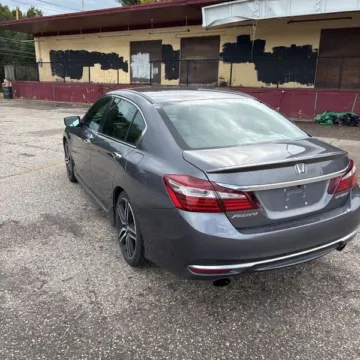More photos of 2017 Honda Accord Sport at 101 Motors, NJ