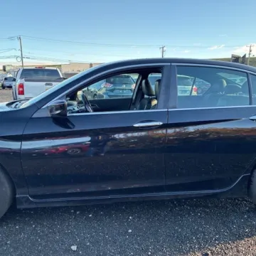 More photos of 2017 Honda Accord Sport at 101 Motors, NJ