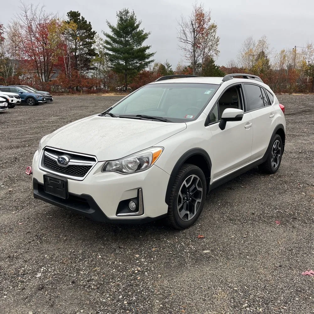 White 2017 Subaru Crosstrek 2.0i Limited for sale in Carlstadt, NJ