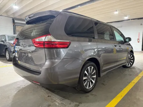 More photos of 2018 Toyota Sienna XLE 7 Passenger at 101 Motors, NJ