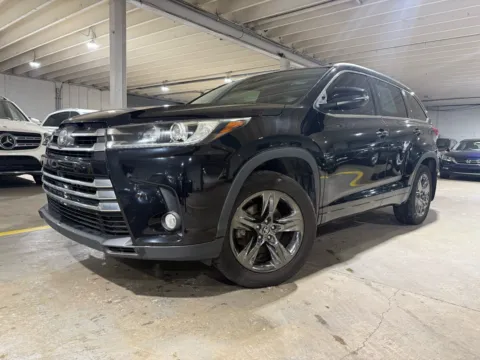 Photos of 2017 Toyota Highlander Limited Platinum for sale in Carlstadt, NJ at 101 Motors