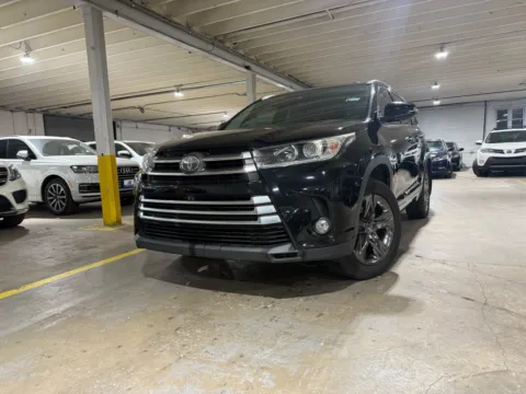 Black 2017 Toyota Highlander Limited Platinum for sale in Carlstadt, NJ