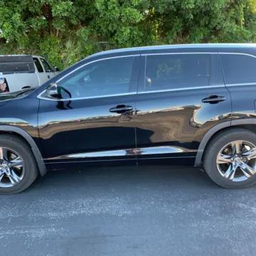 More photos of 2017 Toyota Highlander Limited Platinum at 101 Motors, NJ
