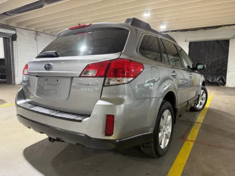 More photos of 2011 Subaru Outback 2.5i Limited at 101 Motors, NJ