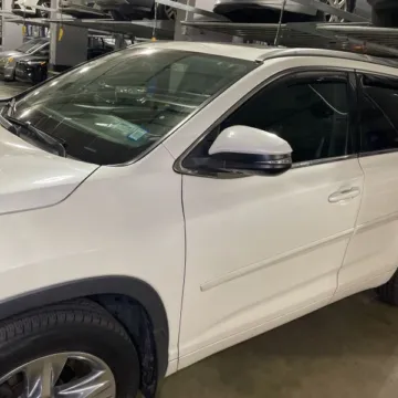 Photos of 2016 Toyota Highlander Limited Platinum V6 for sale in Carlstadt, NJ at 101 Motors