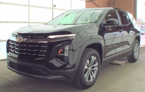 Black 2025 Chevrolet Equinox LT for sale in Columbus, OH