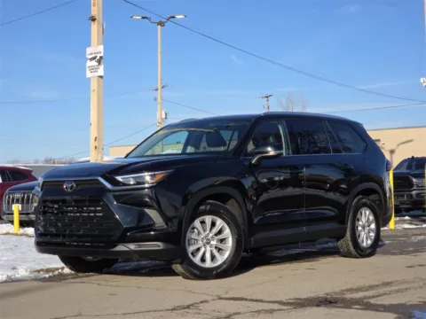 Black 2025 Toyota Grand Highlander for sale in Columbus, OH