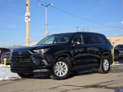 Photos of 2025 Toyota Grand Highlander for sale in Columbus, OH at SAVVY AUTO SALES LLC