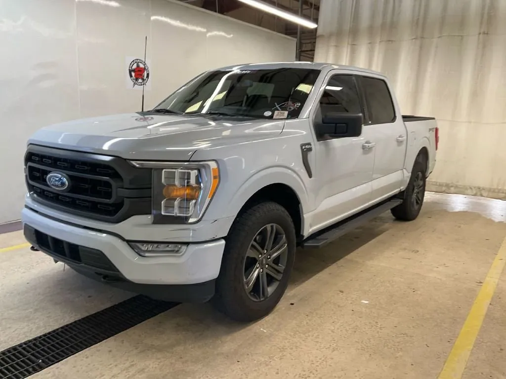 White 2022 Ford F-150 XLT for sale in Columbus, OH