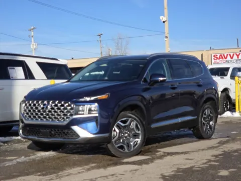 Photos of 2022 Hyundai Santa Fe Limited for sale in Columbus, OH at SAVVY AUTO SALES LLC